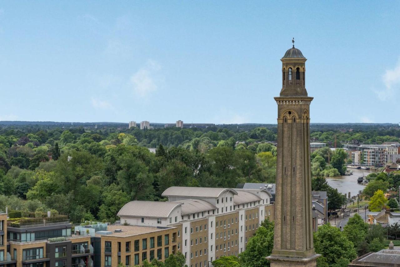 Modern Apartments In Brentford 2 Minutes Walk From Kew Bridge 외부 사진