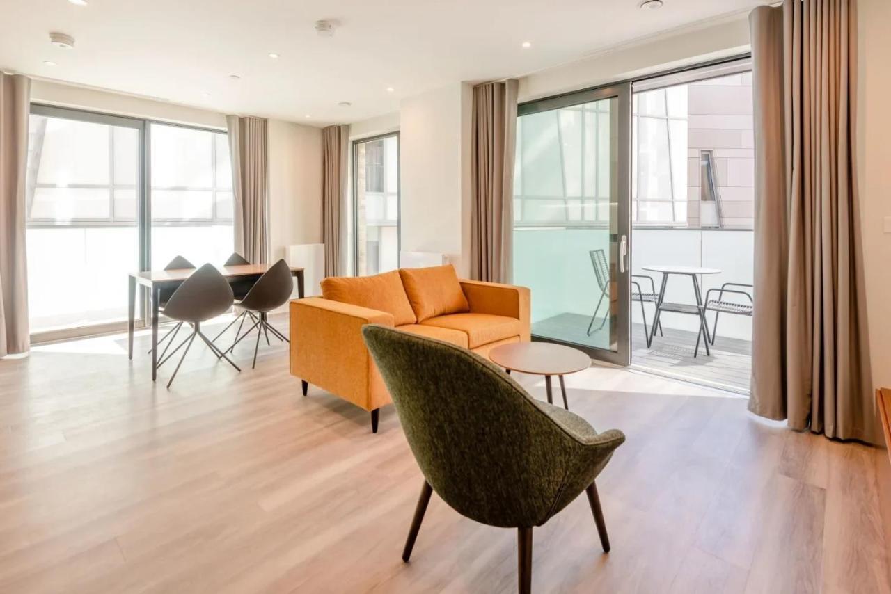Modern Apartments In Brentford 2 Minutes Walk From Kew Bridge 외부 사진