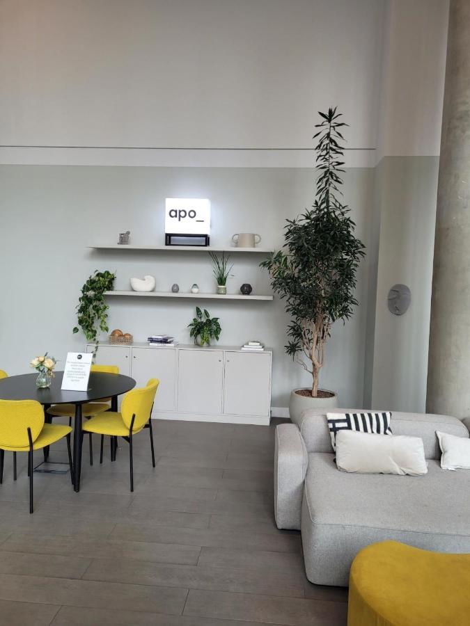 Modern Apartments In Brentford 2 Minutes Walk From Kew Bridge 외부 사진